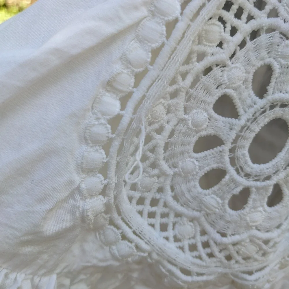 Forever That Girl Adrianna Lace Romper L White Wide Bloomer Shorts Boho Smocked - Picture 10 of 16